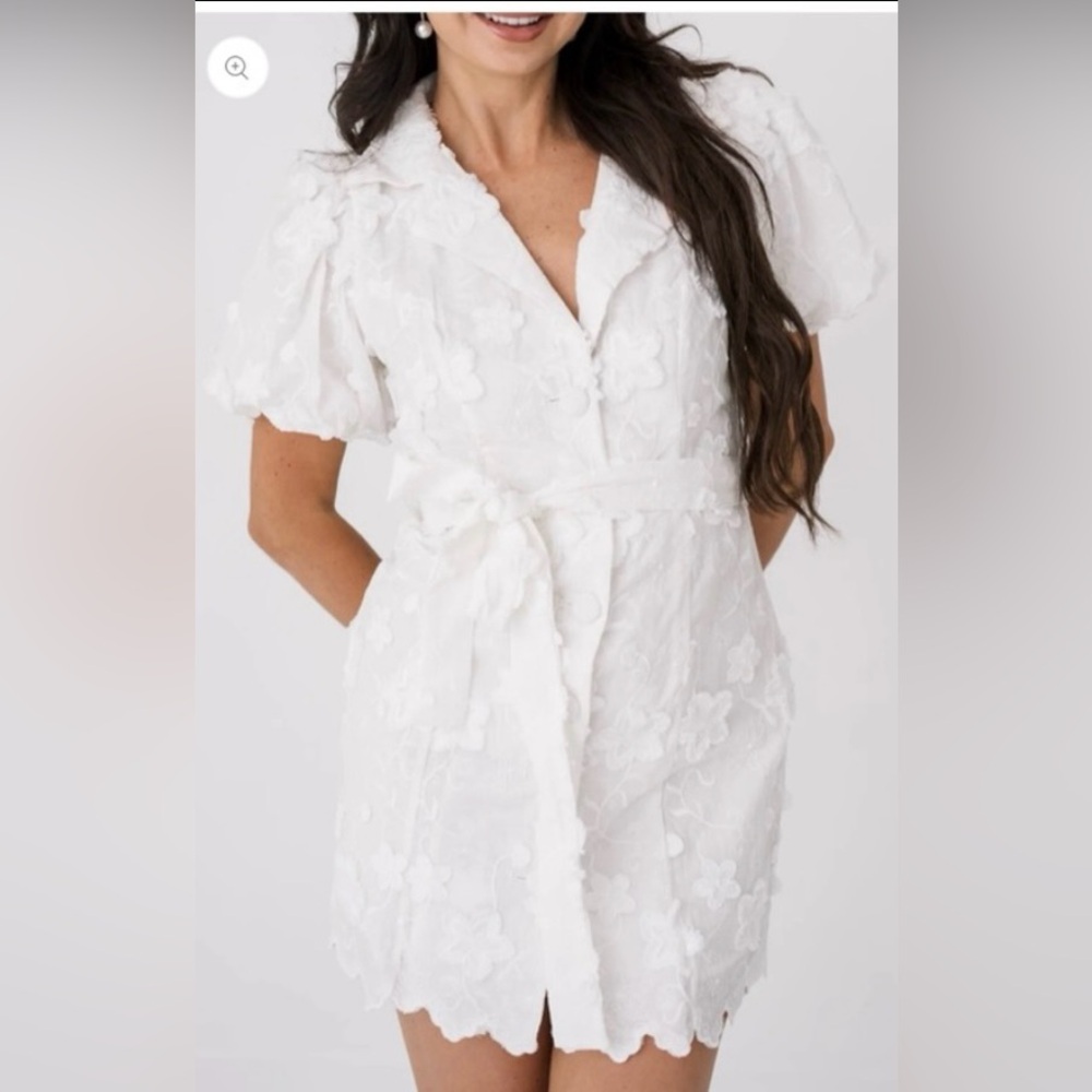 NWT Mable Taylor White Floral Textured Mini Dress S